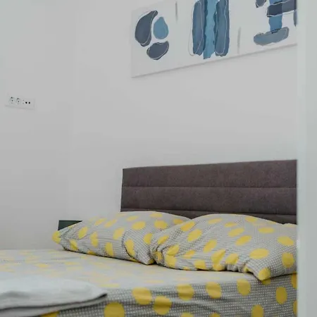 Apartamento Modern With Terrace Seget Vranjica