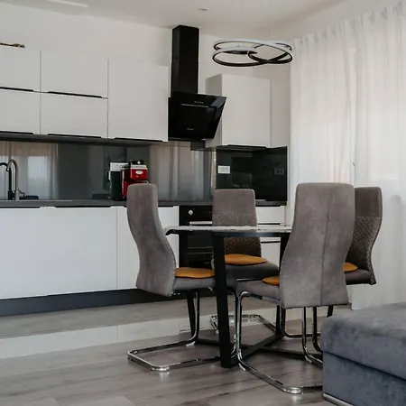 Apartment Modern With Terrace Seget Vranjica